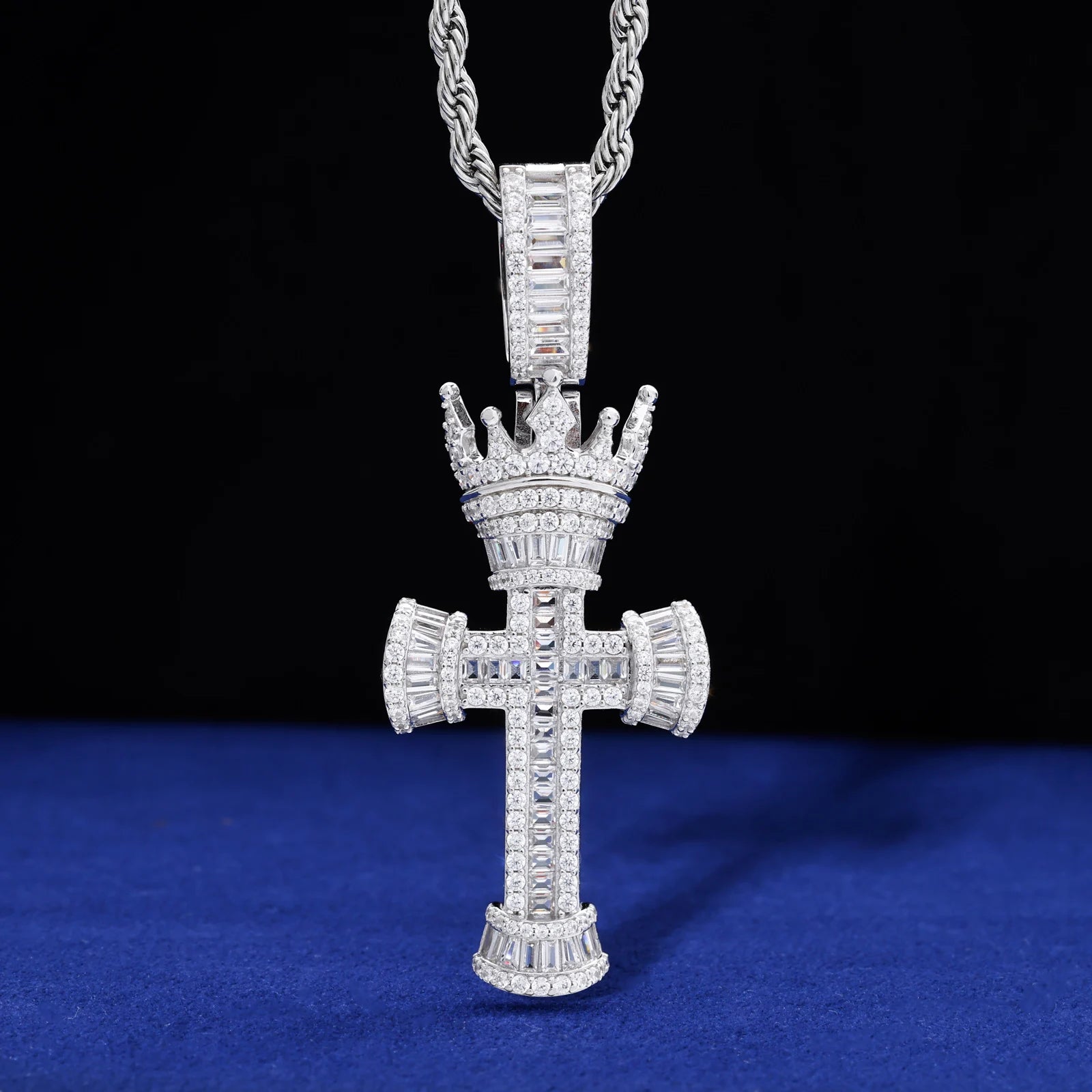Crown Of Kings | Solid 925 Sterling Silver D VVS1 Moissanite Crown Of Kings Cross Pendant