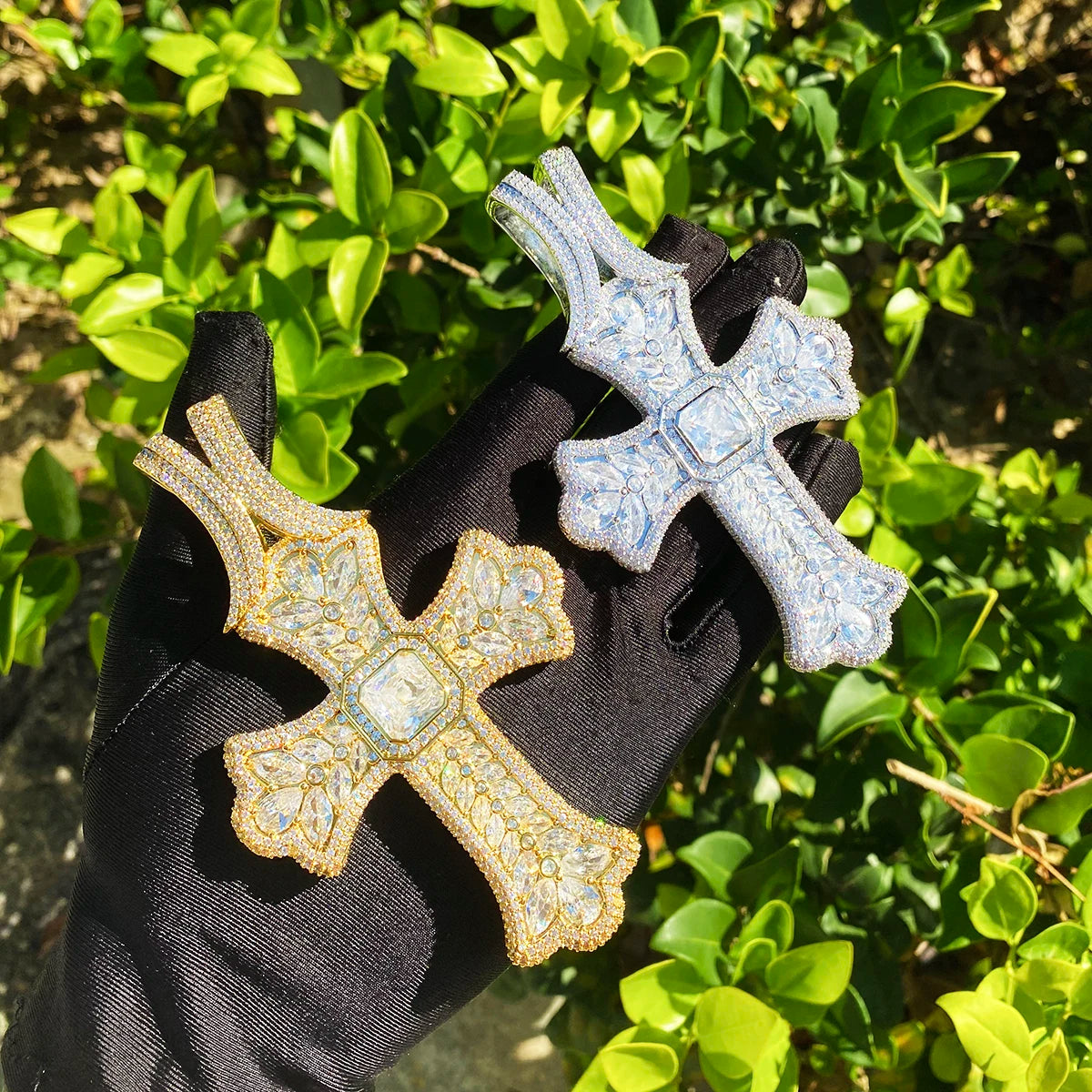 Royalty Kings | VVS Diamond CZ 5AA+ Luxury Royalty Hip Hop Cross Pendant