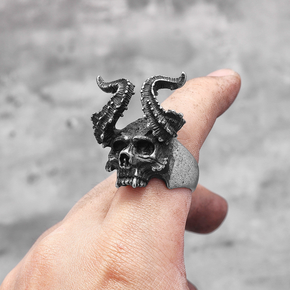 Vintage Black Maleficent 316L Stainless Steel Evil Skull Horn Men's Ring