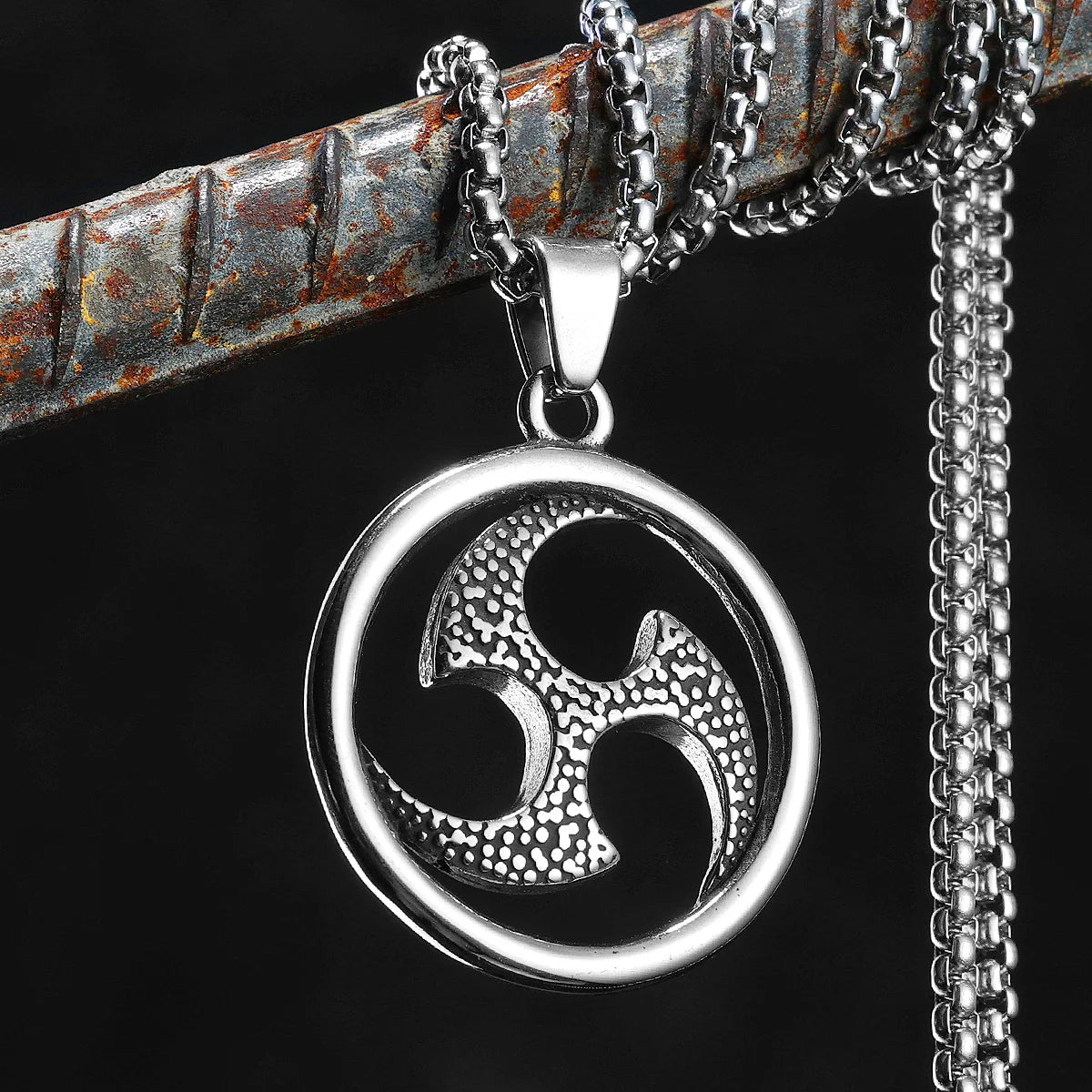 Retro Boomerang | Solid No Fade Stainless Steel Street Wear Hip Hop Fashion Pendant