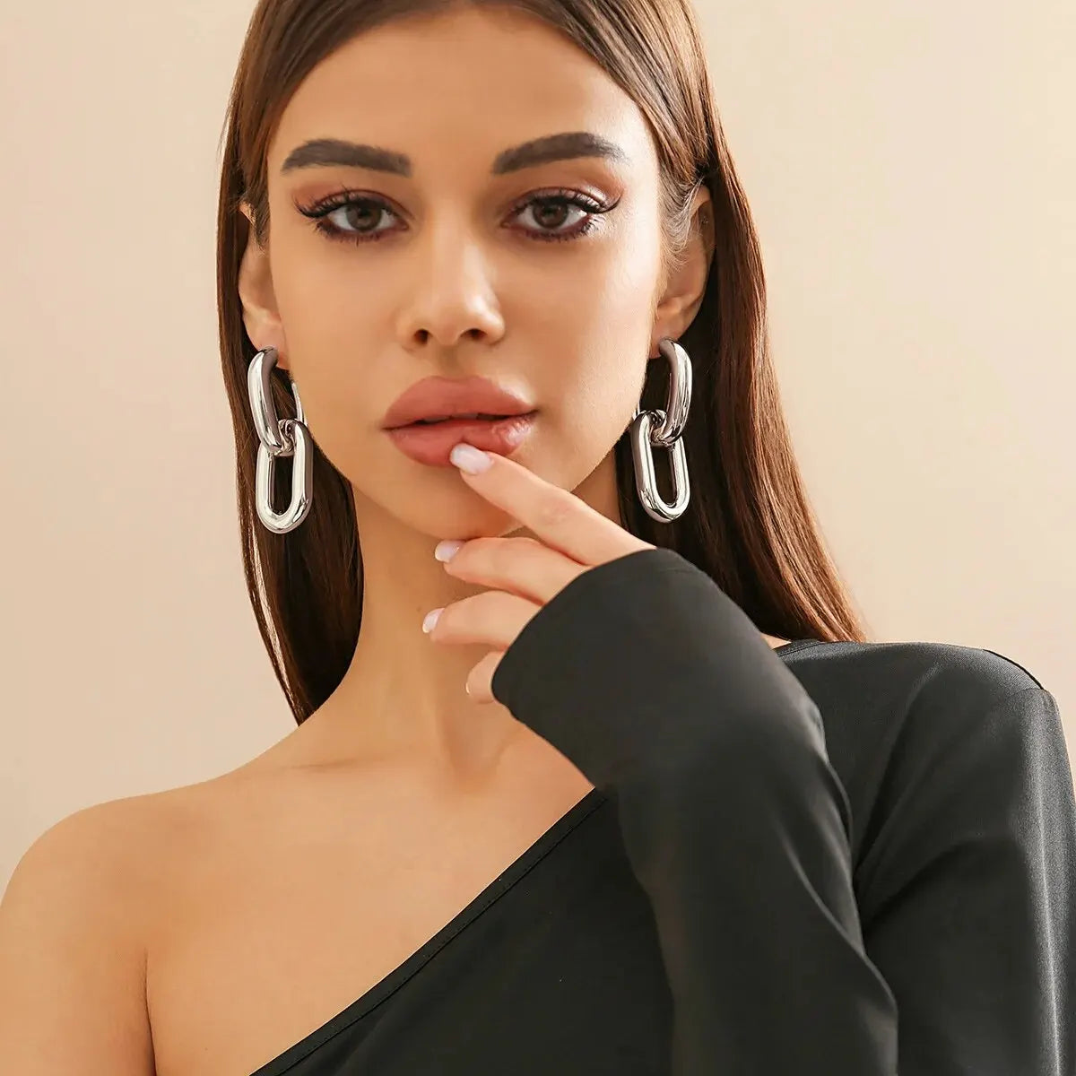 Links In The Chain Gold Silver Hoop High Fashion Earrings