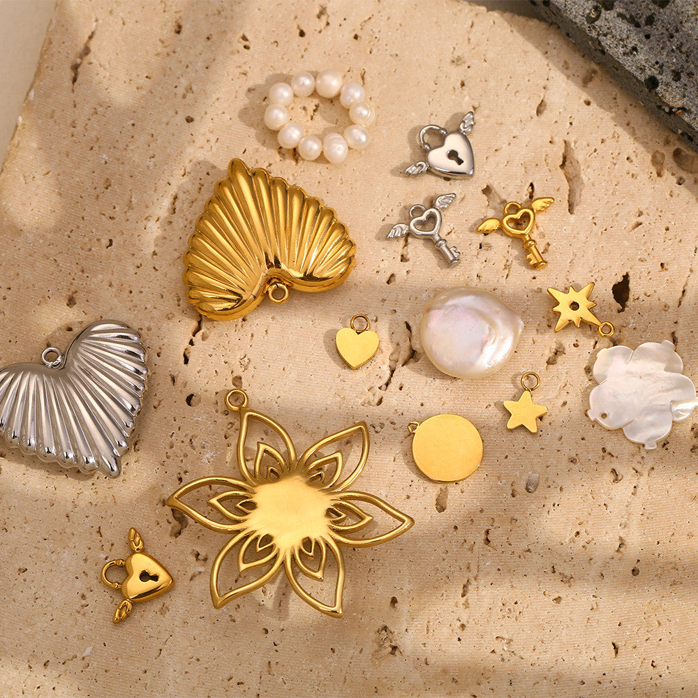 Sea Pearl Flower Heart 18k Gold Stainless Steel Pendants Charm Waterproof Necklaces