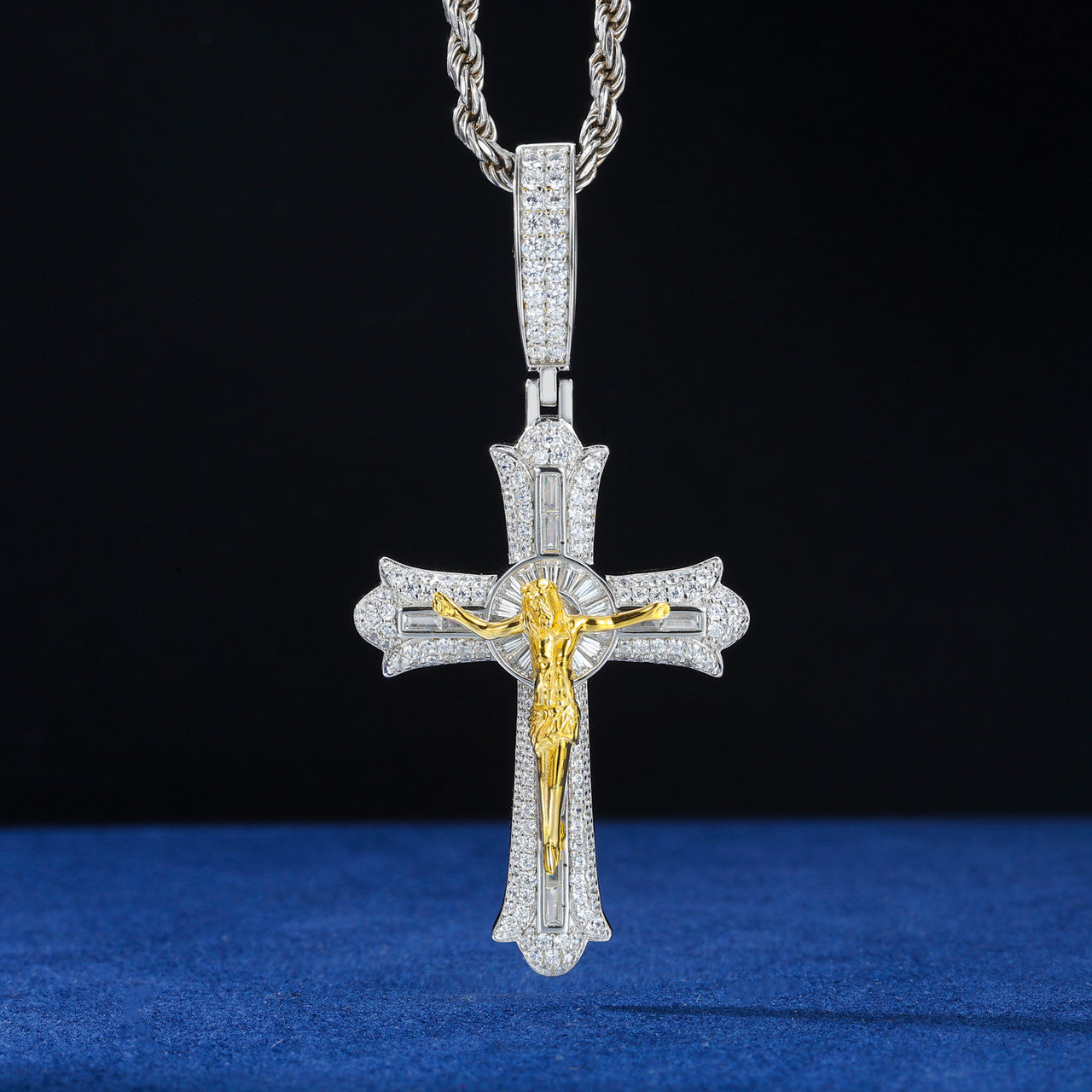 18k Gold Solid 925 Sterling Silver Jesus Crucifix D VVS Moissanite Diamond Cross Pendant