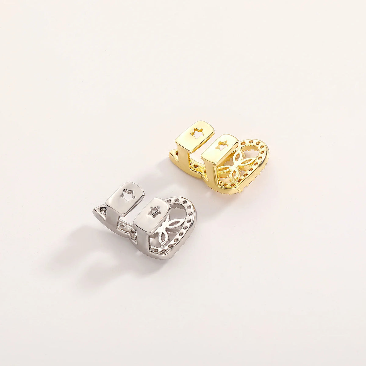 The Flower | Double Four-leaf Flower Iced Blinged  Out Hollow Horizontal Bar Tooth Grillz