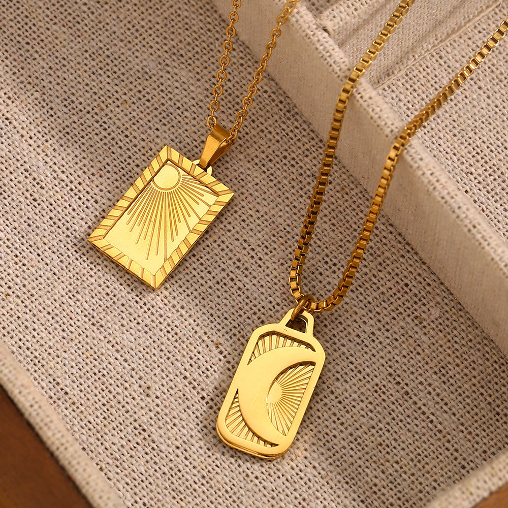 18k Gold Tarnish Free Design Stainless Steel Radiating Sun Moon Pendant Necklace