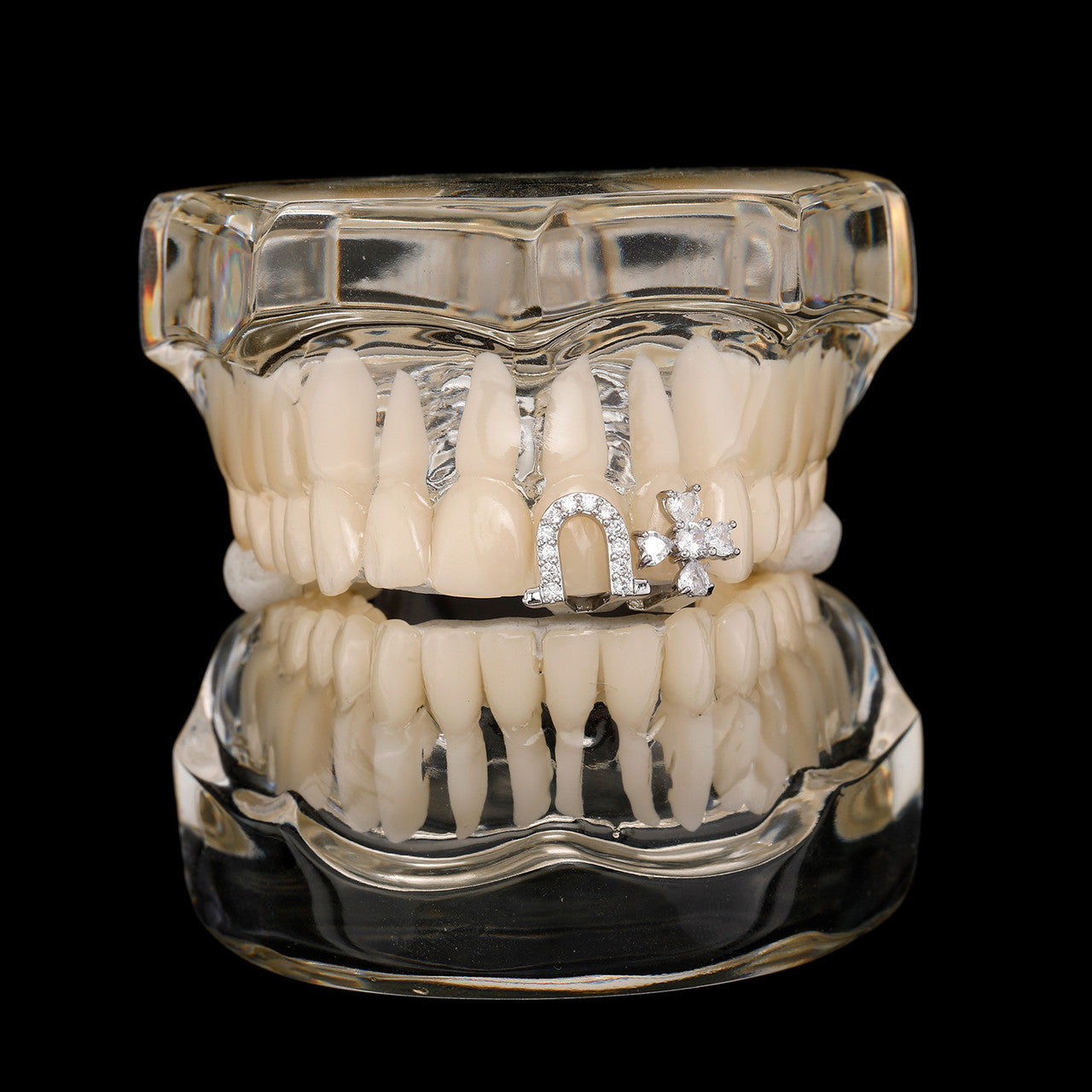 Iced Clover Heart | VVS Diamond CZ Heart Stone Lucky Horse Shoe Mouth Tooth Teeth Hip Hop Grillz