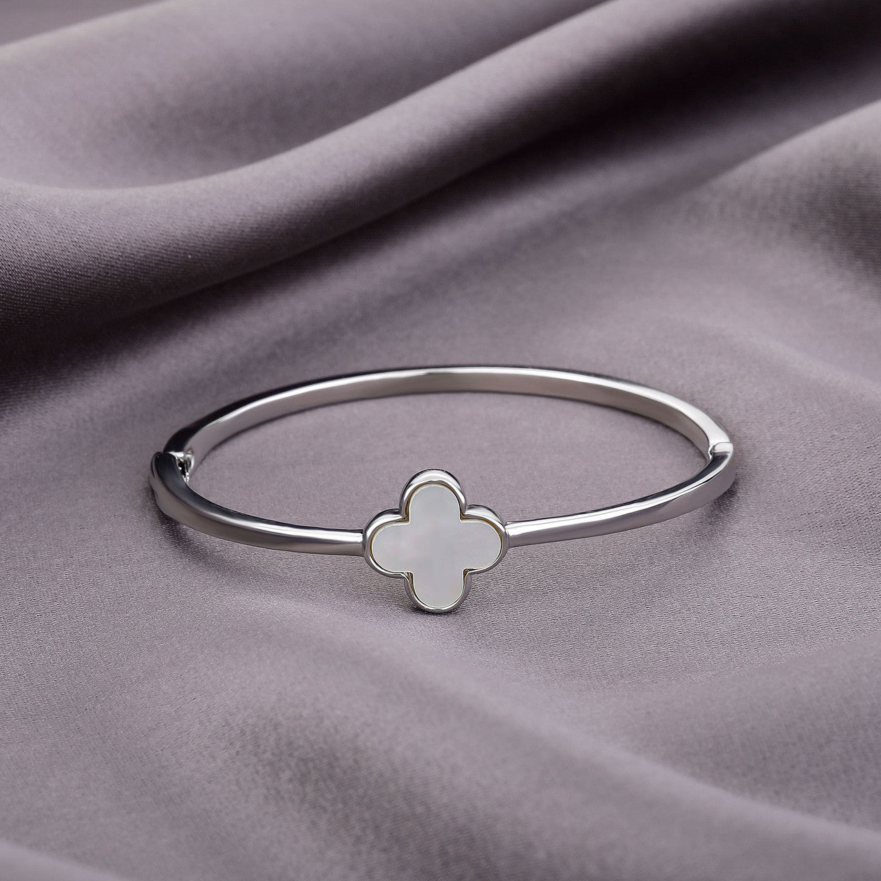 Puff Star | Puffy Flower Natural Stone Shell Charm Bracelet