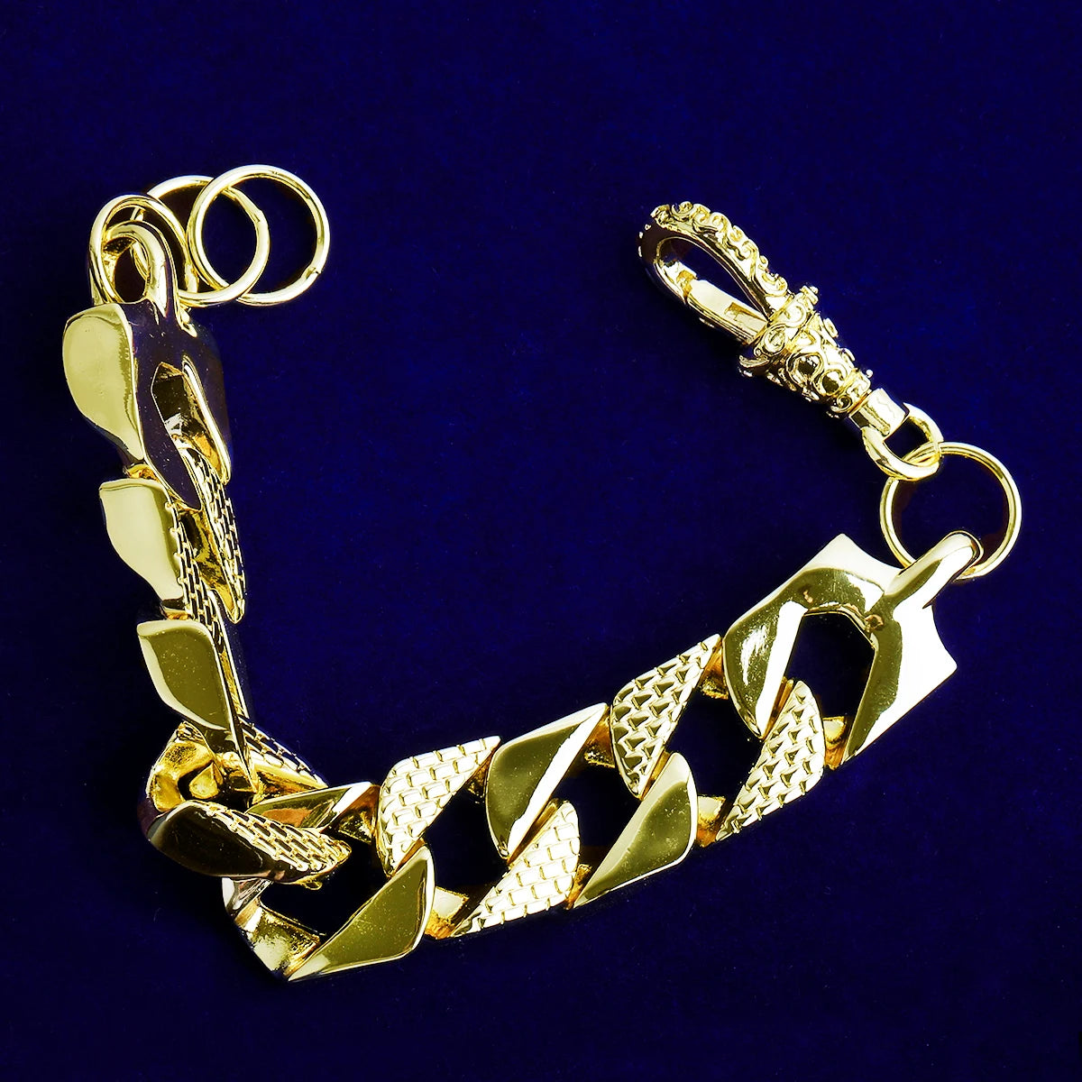 Patterned Cuban | 20mm Belcher Clasp Square Cut Designer Cuban Link Chain Bracelet