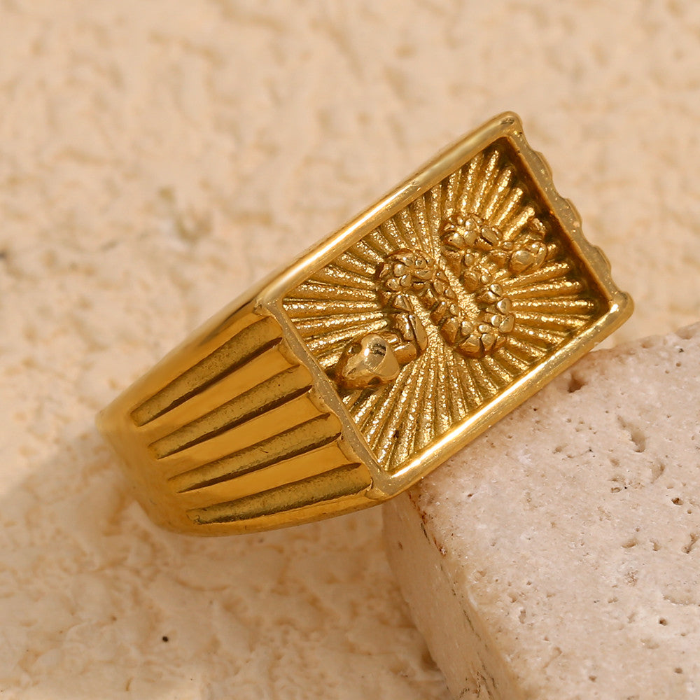 Snake Charmer | Waterproof 18k Gold Stainless Steel Waterproof Snake Engraved Ring