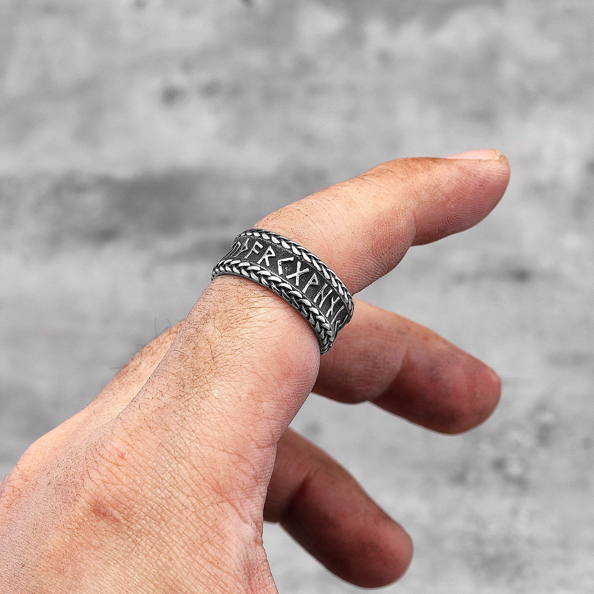 Vintage Nordic Letters | 316L No Fade Stainless Steel Viking Characters Rings