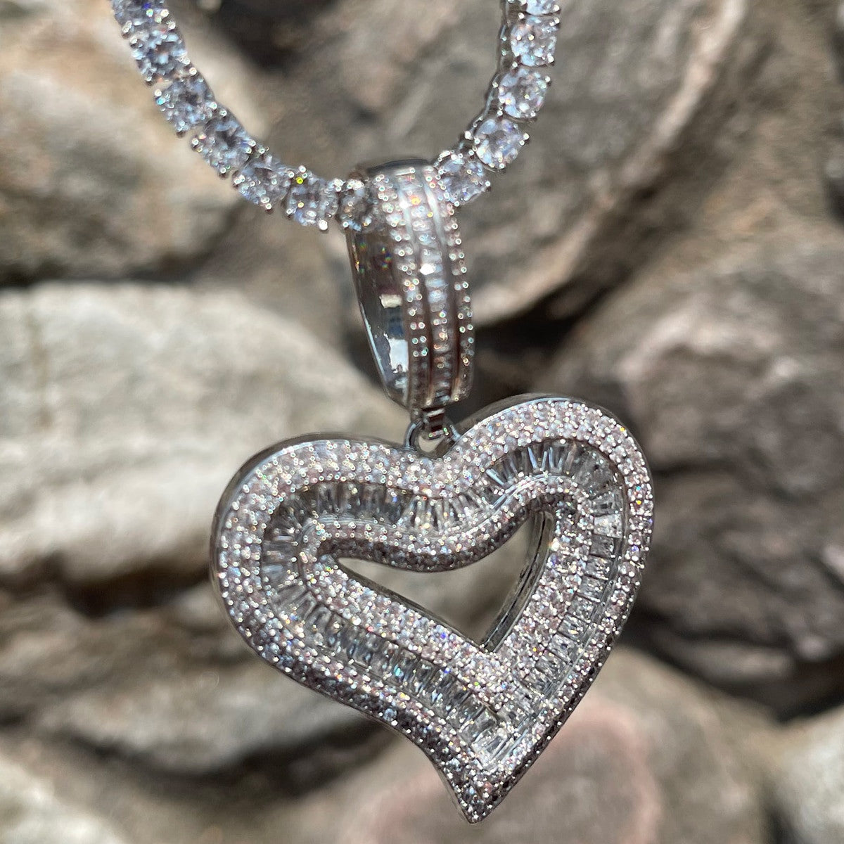 Love's Embrace | Gold Silver Rose Open Heart Of Love Iced Baguette Pendant