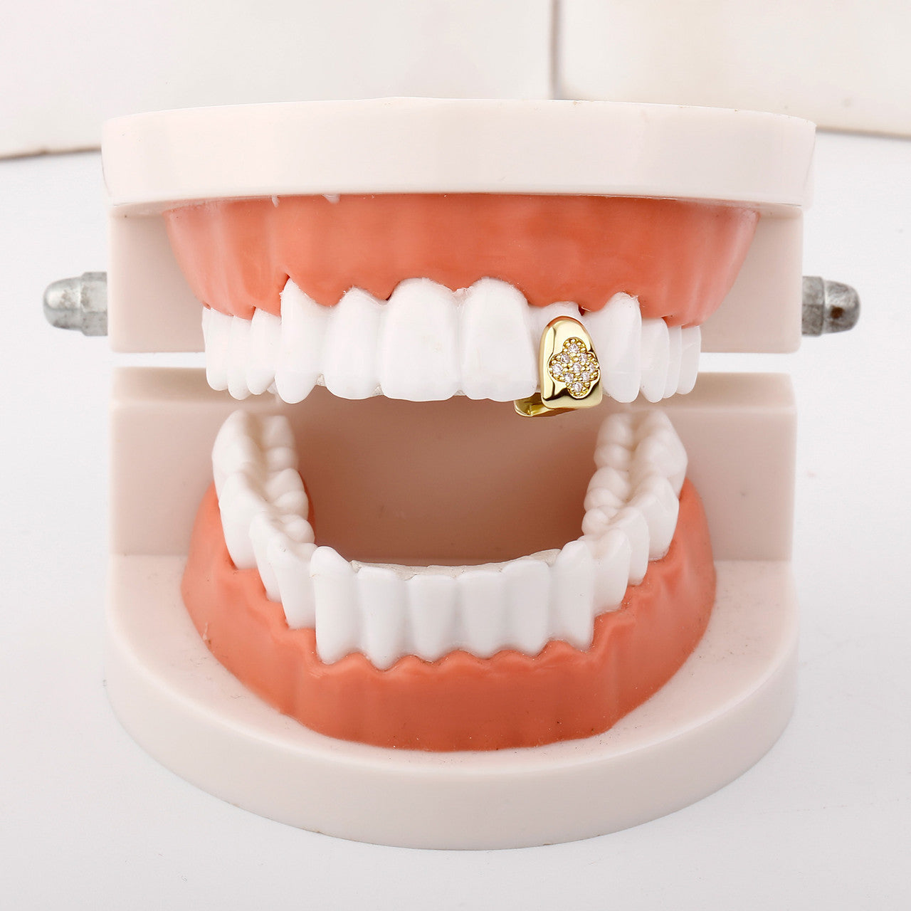 Iced HoneyComb | VVS Diamond CZ Stone 4 Prong Set Mouth Teeth Tooth Hip Hop Grillz