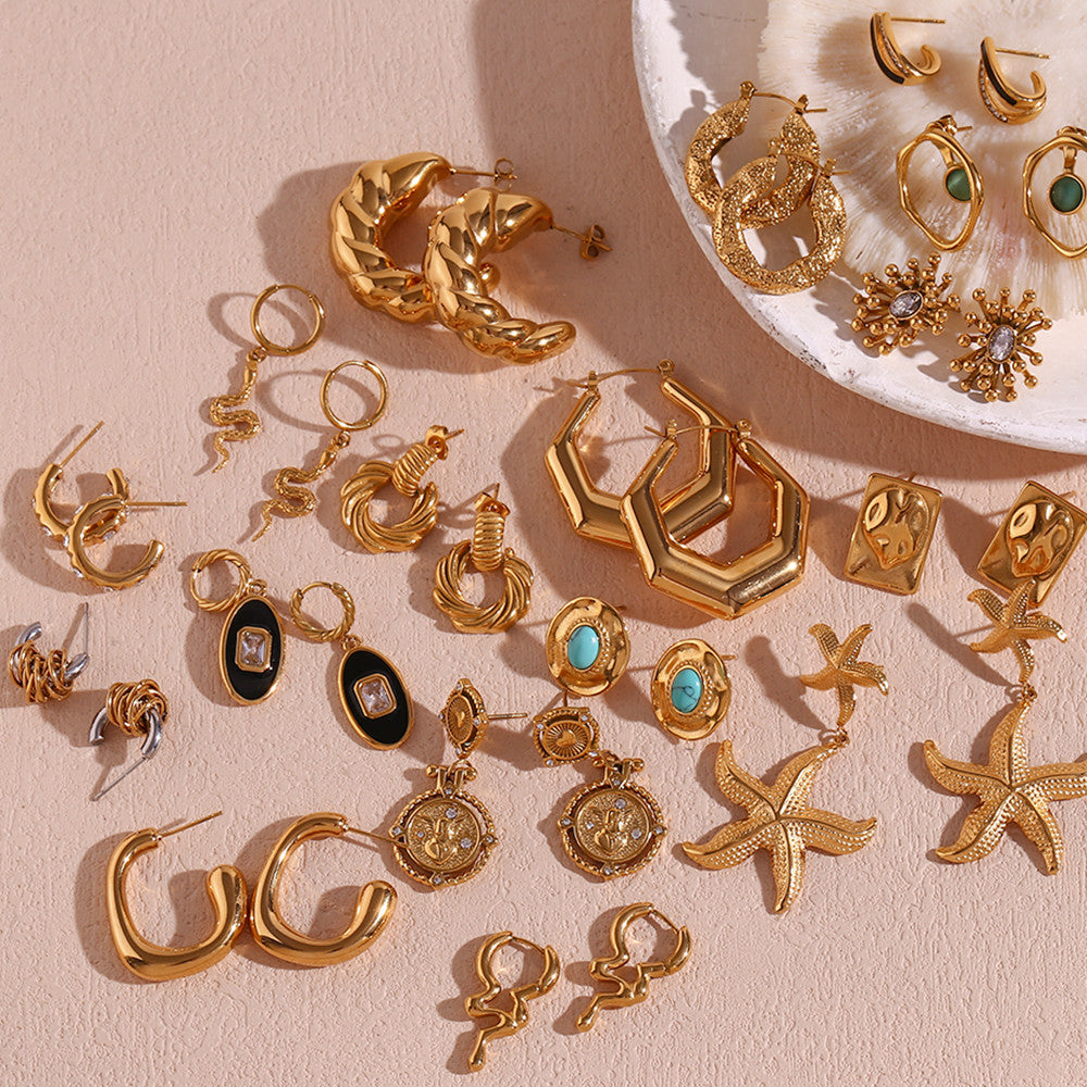 18k Gold Over Solid Stainless Steel Hammered Pattern Hollow Oval Zircon Heart Earrings