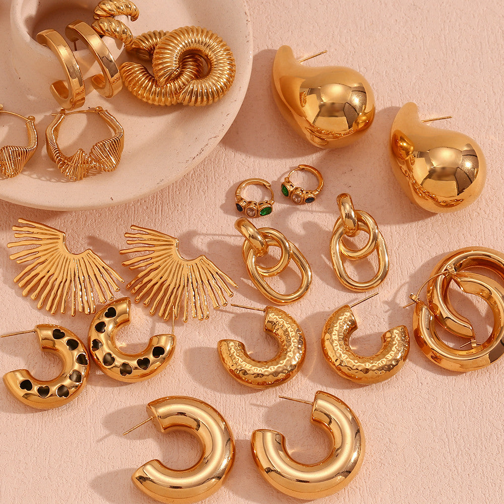 18k Gold O-shaped Street Wear Exaggerated Croissant Mini Hollow Stainless Steel Earrings