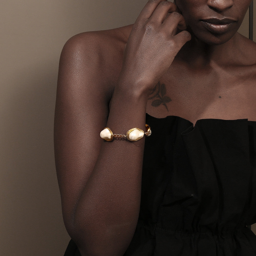 Ladies Baroque Large Size Irregular Pearl 18k Gold Stainless Steel Tarnish Free Bracelets