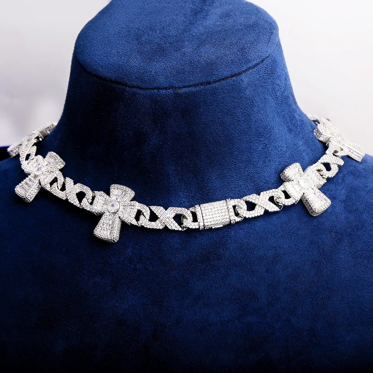 Eternal Cross | 5AA+ VVS Diamond CZ Infinity Link Hip Hop Cross Chain Necklace