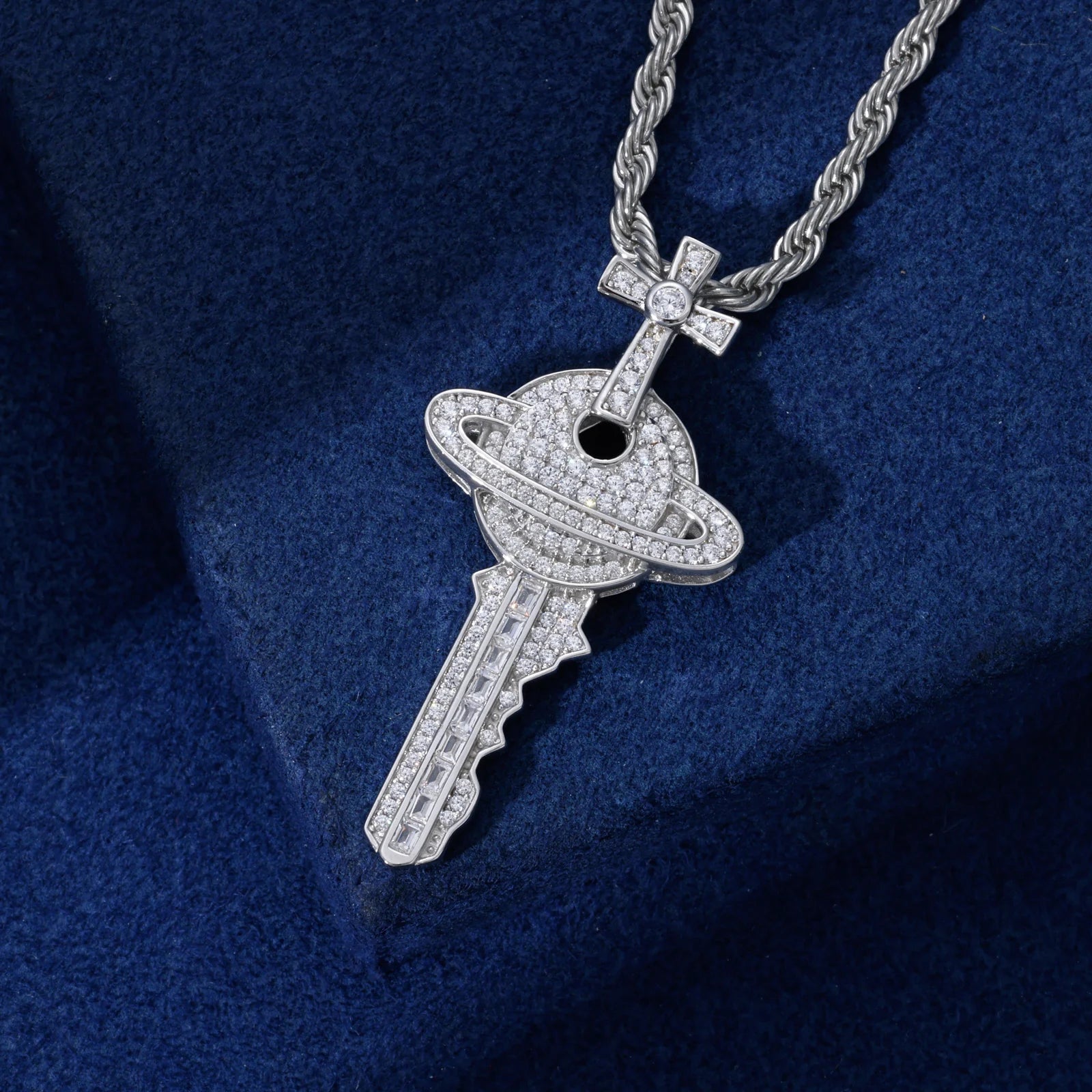 The Master Key | Hip Hop VVS Moissanite Diamond 925 Silver Cross Saturn Key Pendant