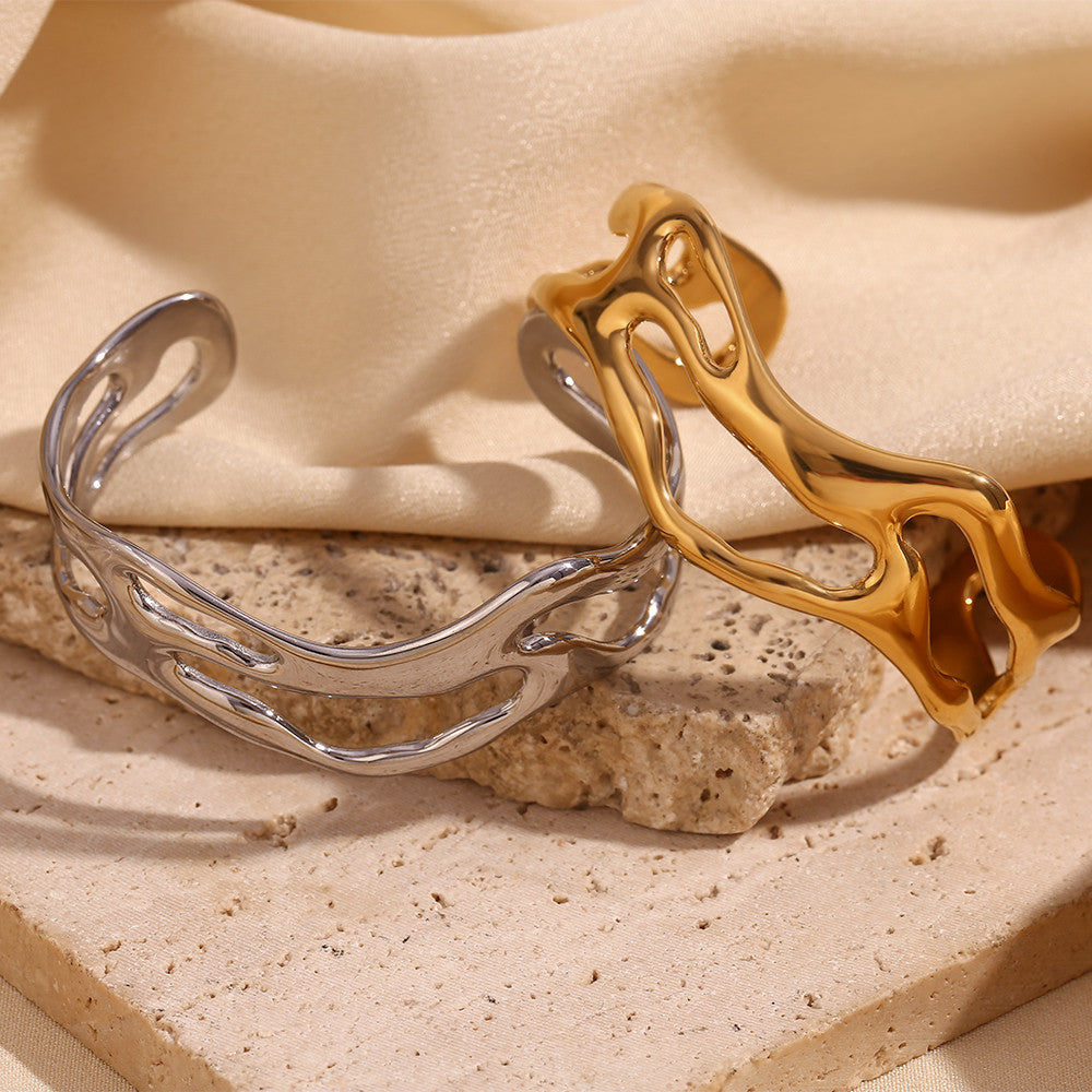 Ladies Exaggerated Wave 18k Gold Waterproof Stainless Steel Hollow Bracelet