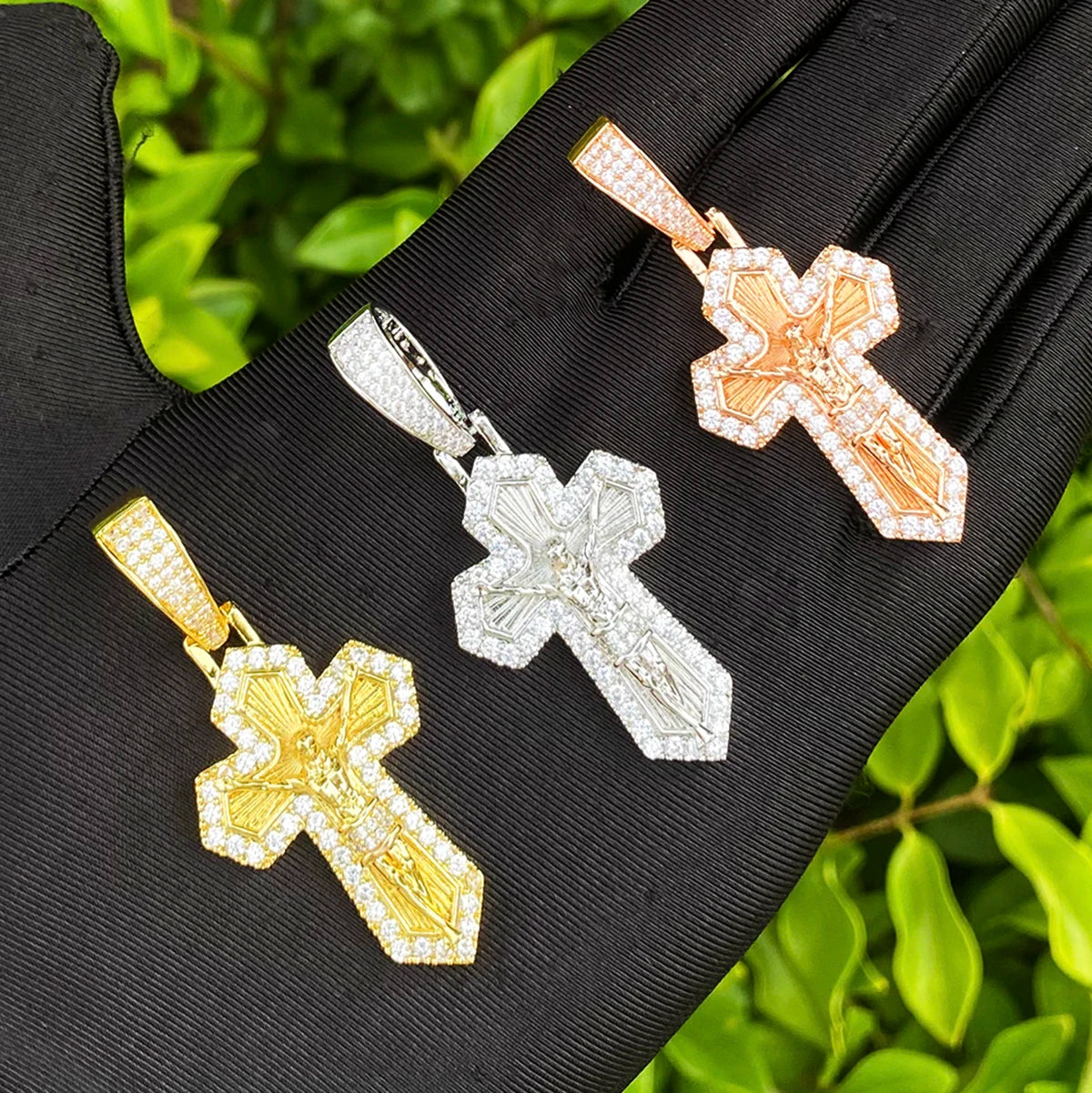 Your Sins | VVS Diamond CZ 5AA+ Jesus Piece Crucifix Hip Hop Pendant Chain