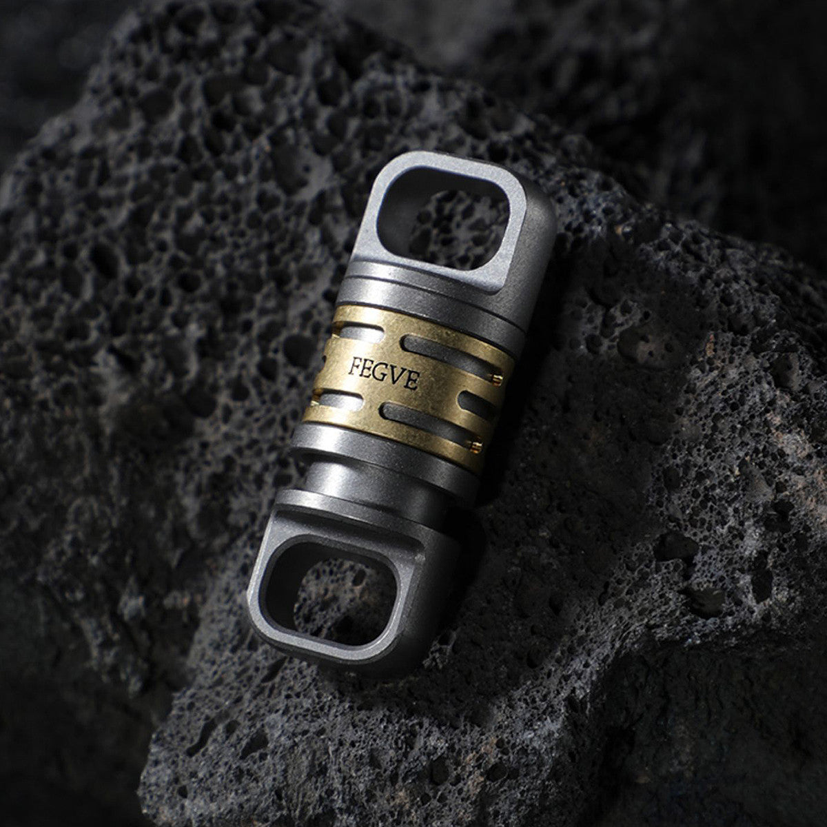 The Quickdraw | No Fade Titanium Luxury Car Key Ring Holder Key Chain