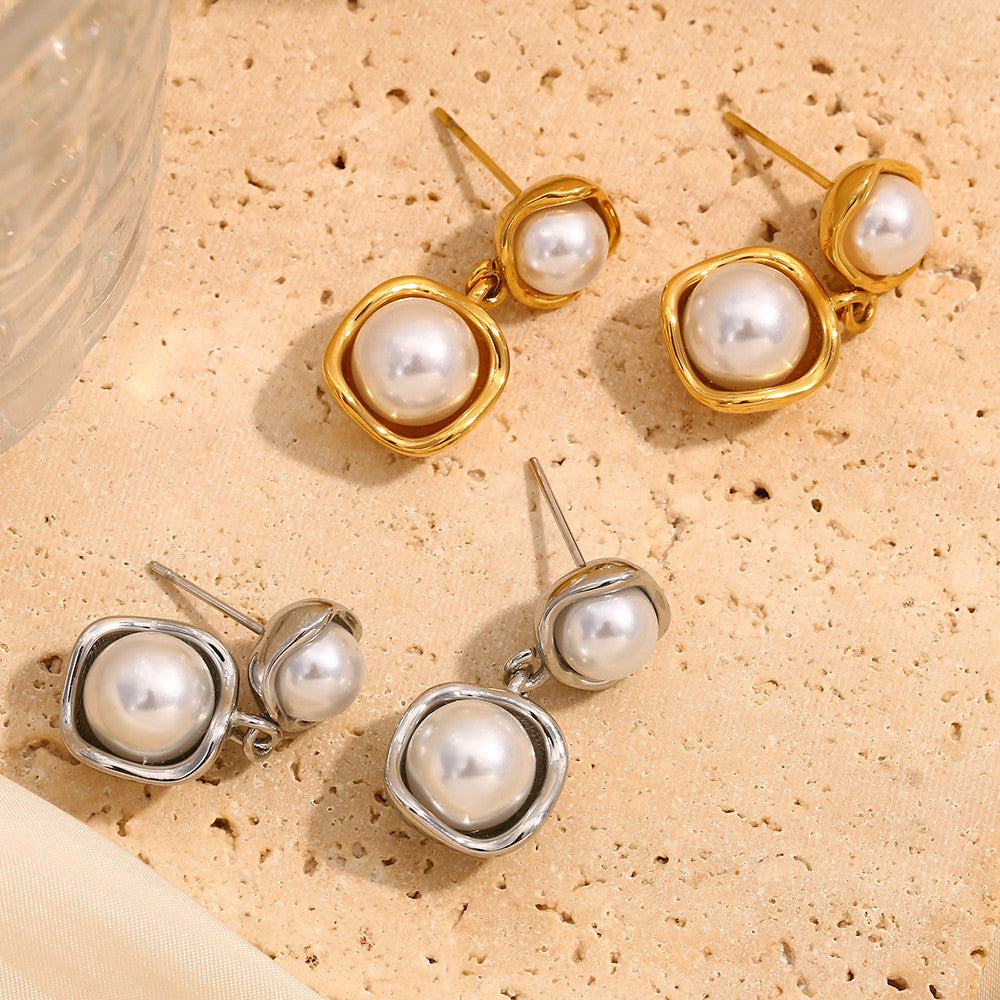 Ladies 18k Gold Round Pearl Stud Stainless Steel Waterproof Earrings