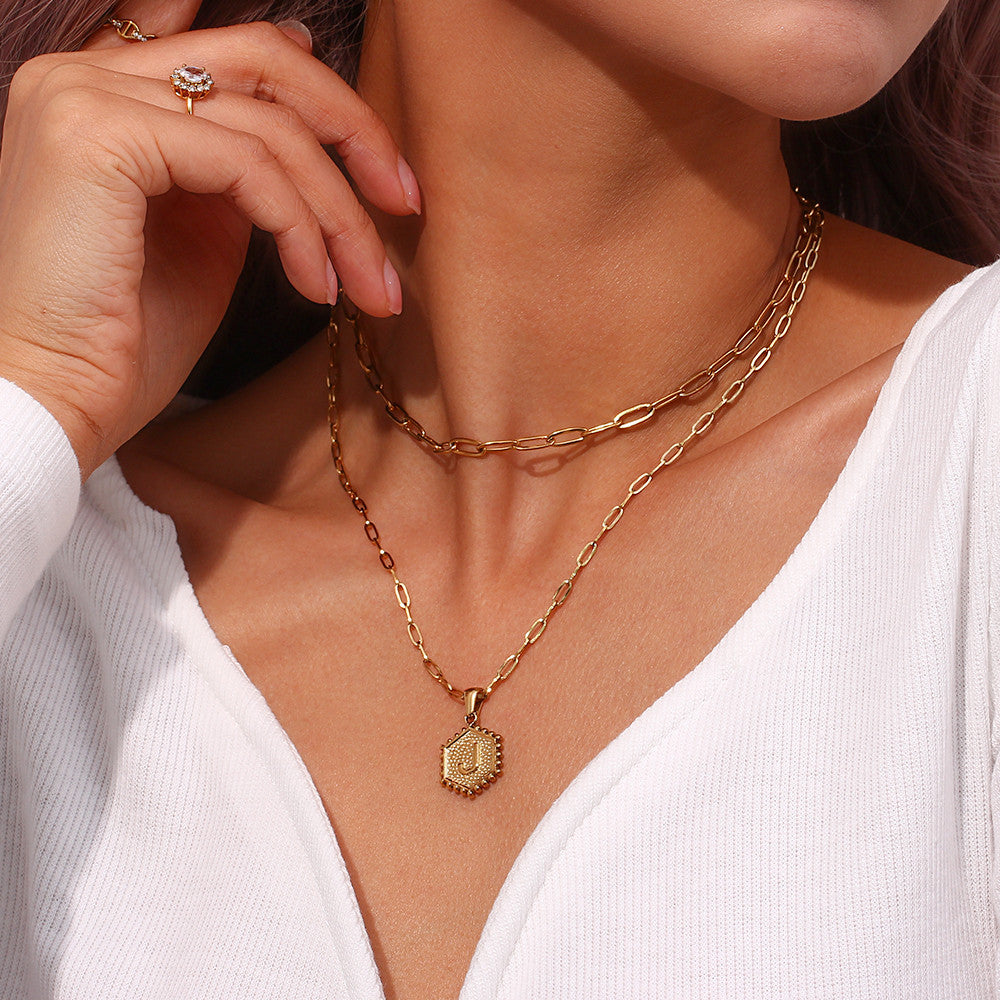 Ladies 18k Gold Hexagonal Shape A-Z Alphabet Letters Hip Hop Chain Pendant Necklaces