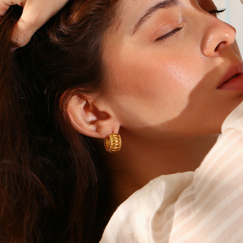 Ladies Beads Edge 18k Gold Stainless Steel Thread Pattern Round Hoop Earrings