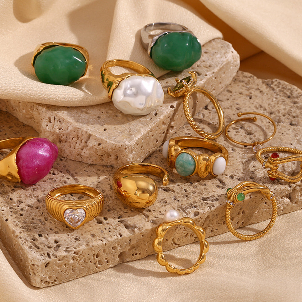 Ladies Oval Amazonite White Jade Heart 18k Gold Waterproof Stainless Steel Rings