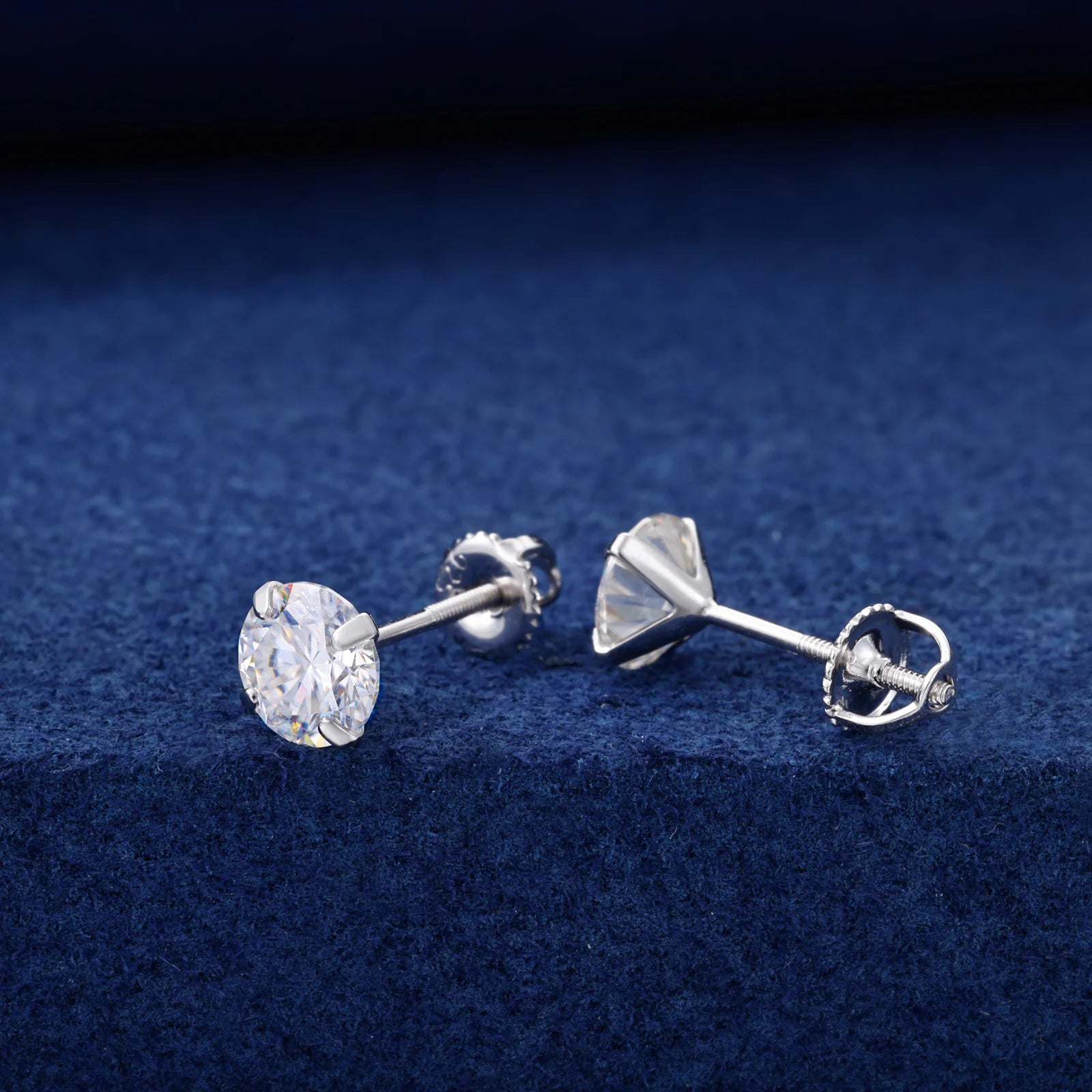 Daily VVS1 | Solid 925 Sterling Silver 0.1-2ct D Color VVS1 Moissanite Diamond Stud Earrings