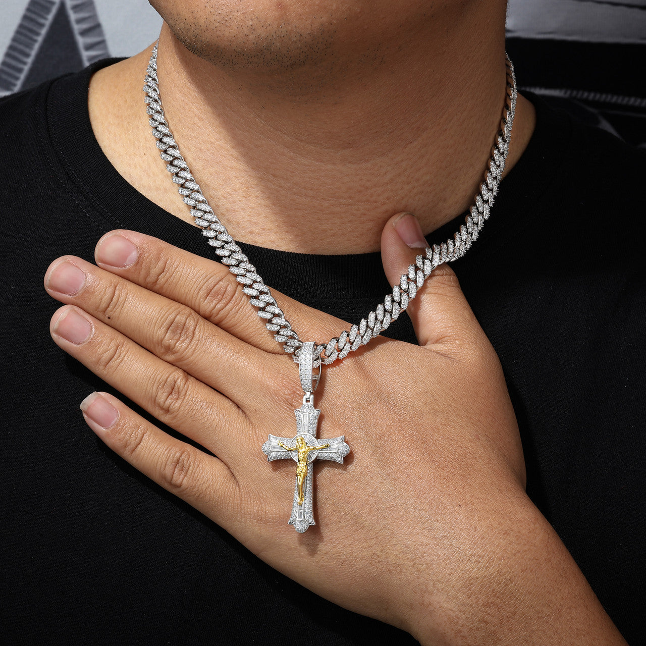 18k Gold Solid 925 Sterling Silver Jesus Crucifix D VVS Moissanite Diamond Cross Pendant