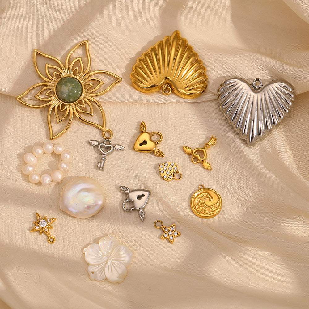 Sea Pearl Flower Heart 18k Gold Stainless Steel Pendants Charm Waterproof Necklaces