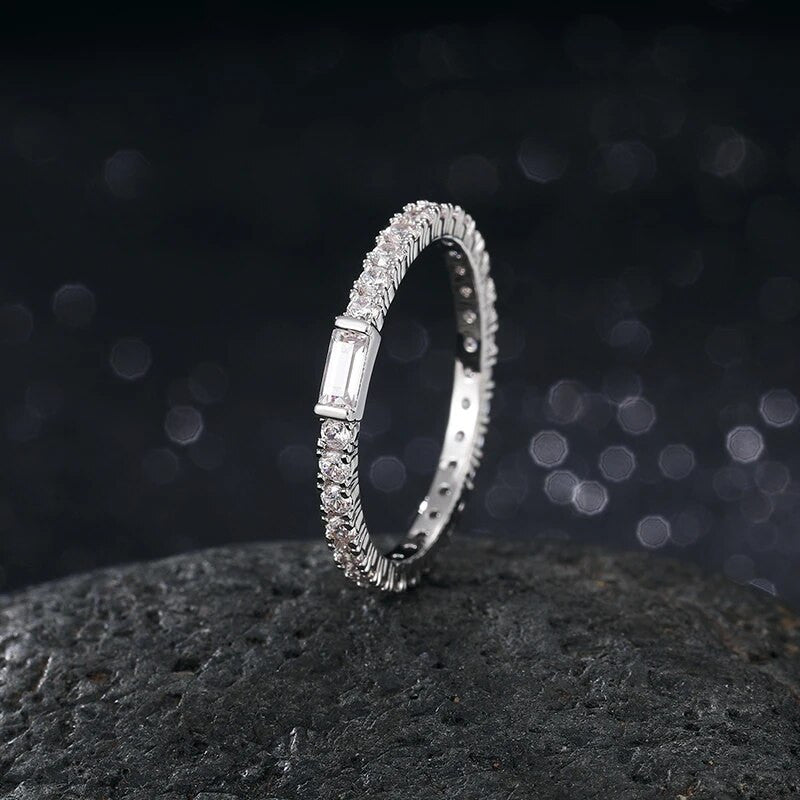 Ladies Center Baguette Prong Set 18k Yellow White Gold Luxury Rings