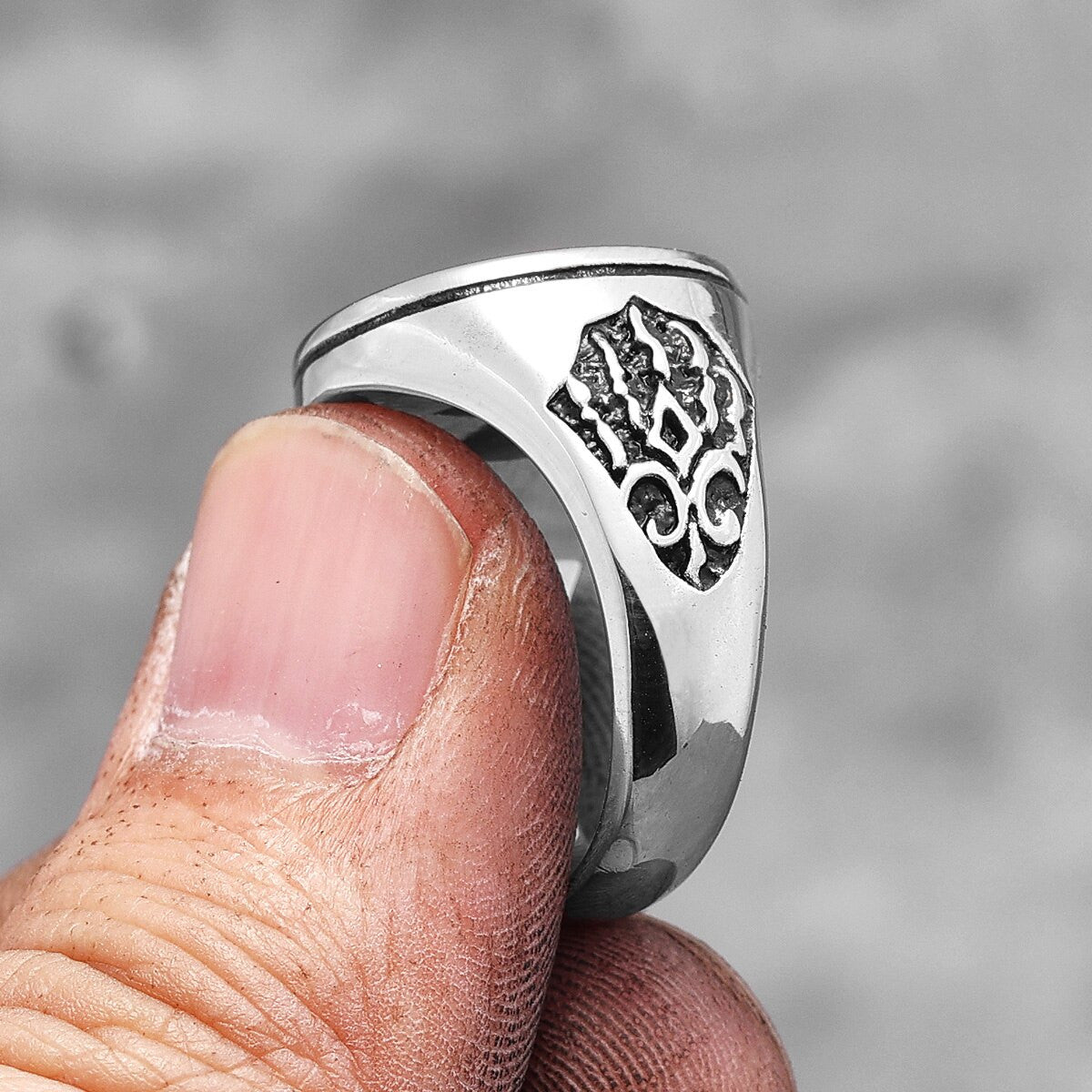 Mens Solid Stainless Steel No Fade Howling Werewolf Paw Unique Rings