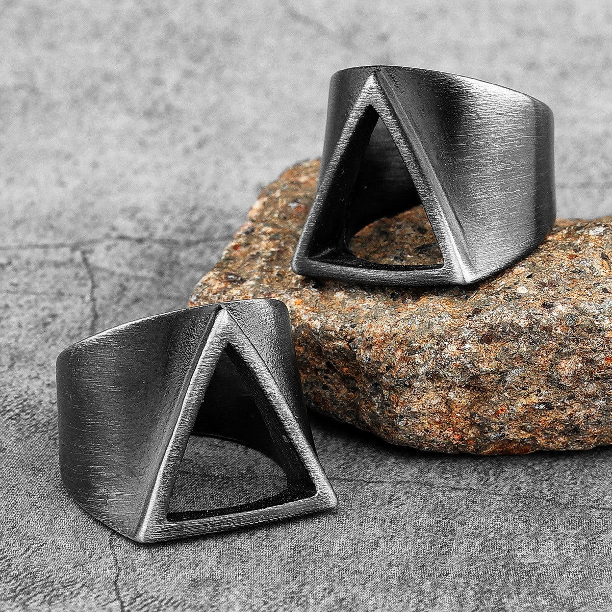 No Fade Stainless Steel Vintage Open Face Unique Black Triangle Street Wear Rings