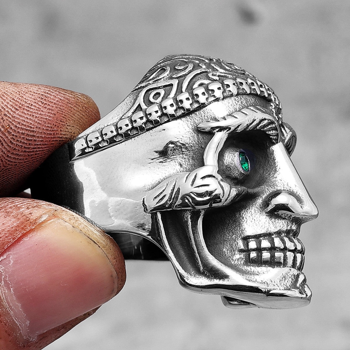 Mens Stainless Steel Carved Gemstone Crystal Skull Bling Street Wear Rings