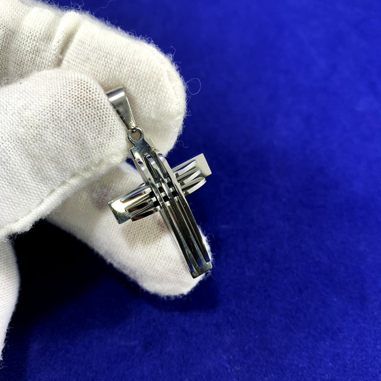 No Fade Silver Stainless Steel Spiritual Peace Trinity Cross Pendant Chain Necklace